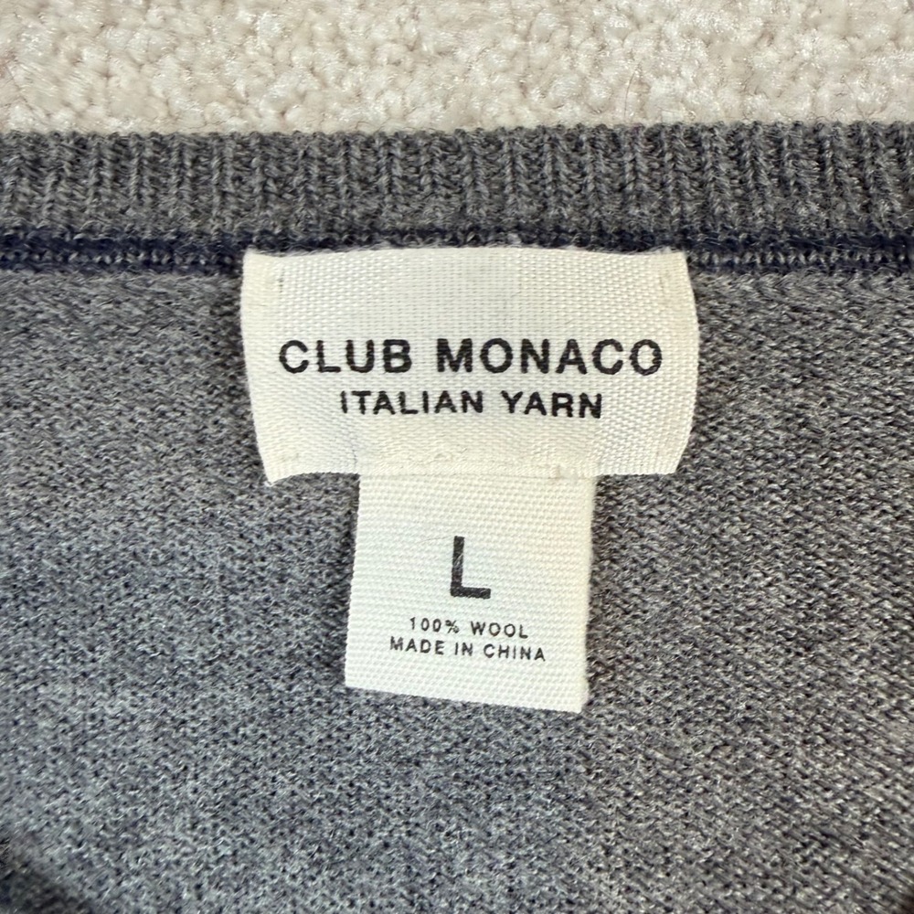 Club Monaco Mens Large Gray V Neck 100% Wool Long Sleeve Sweater Italian Yarn - Picture 5 of 5